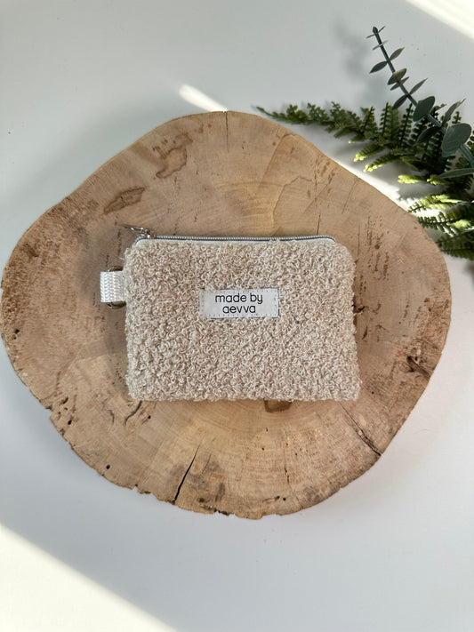 Kleiner Mini Geldbeutel aus Teddystoff in beige / madebyaevva