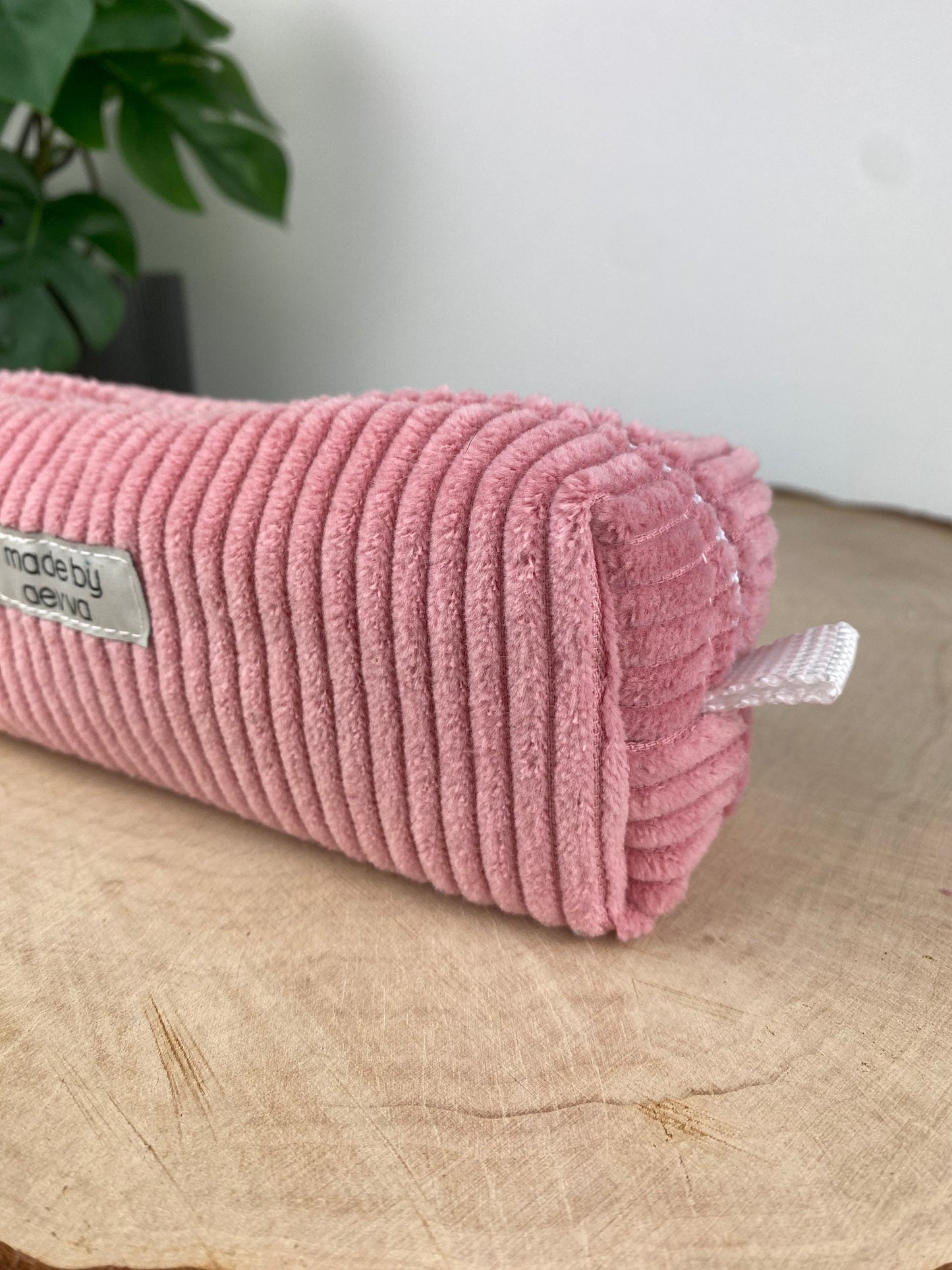 Stifte Mäppchen aus Cord in rosa