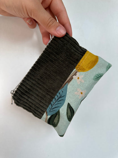 Handgefertigtes Unikat - Täschchen aus Canvas & Cord / Kosmetiktasche & Reise-Organizer