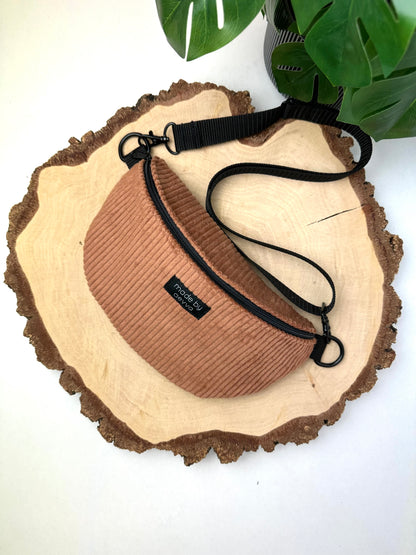 Midi Bauchtasche aus Cord in Kupfer mit Leo - Für Alltag und Freizeit - handgemacht in DE