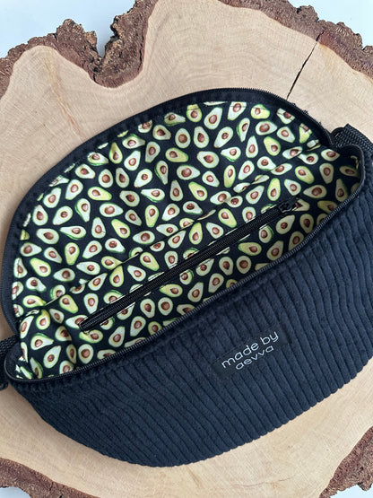 Midi Bauchtasche aus Cord in schwarz mit Avocado Muster -  madebyaevva