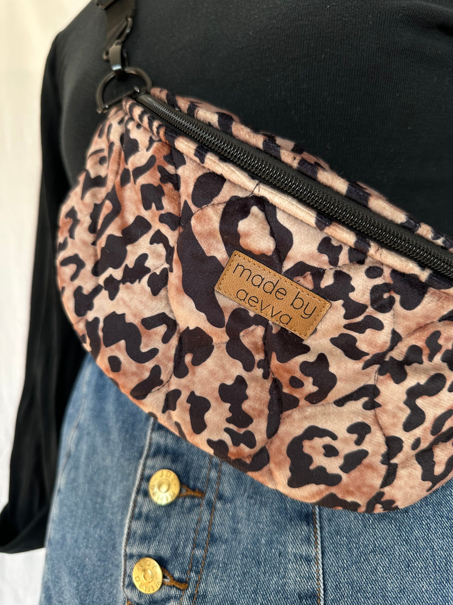 Midi Bauchtasche Leo-Look