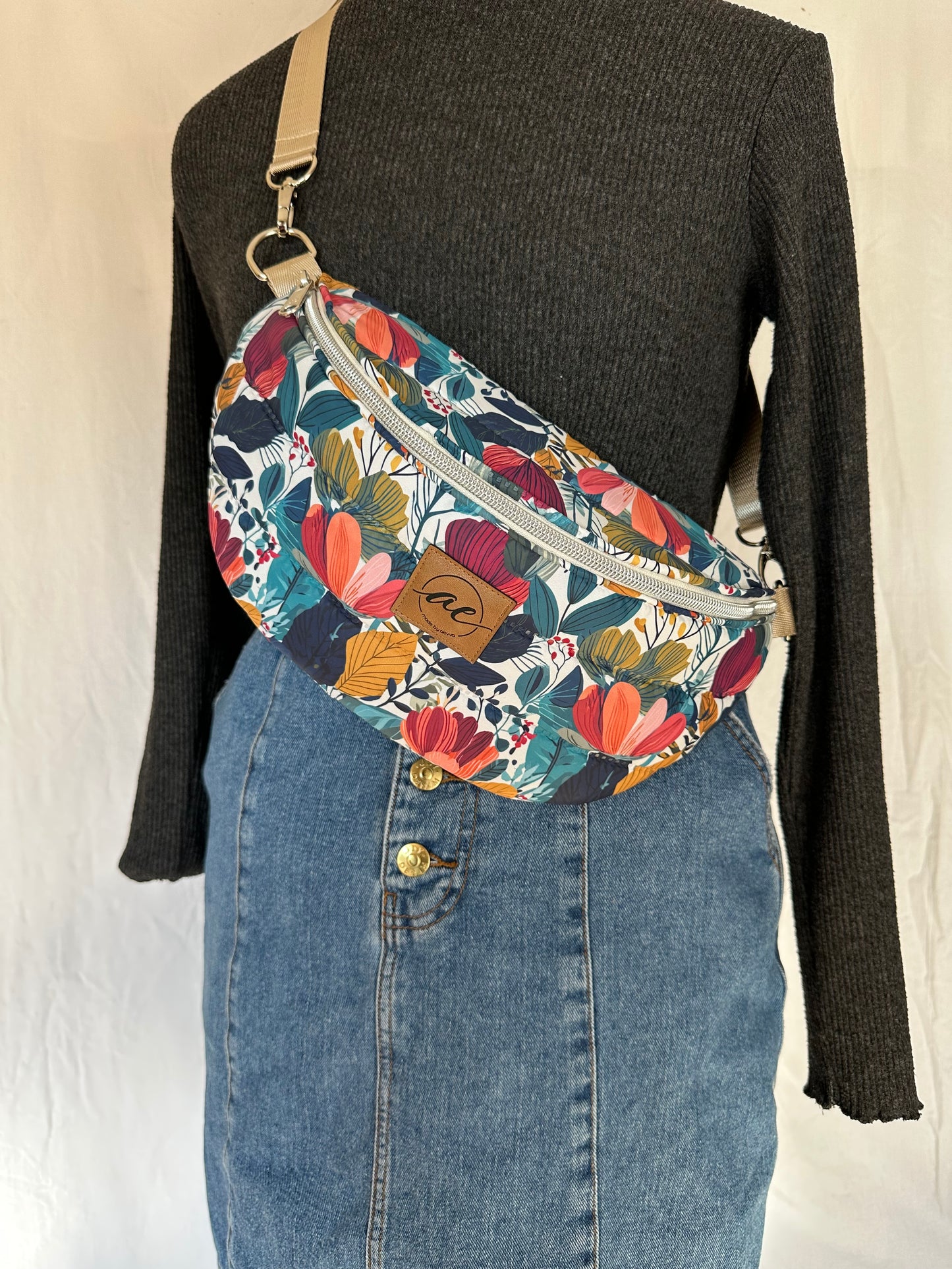 XL Bauchtasche Blumenmuster