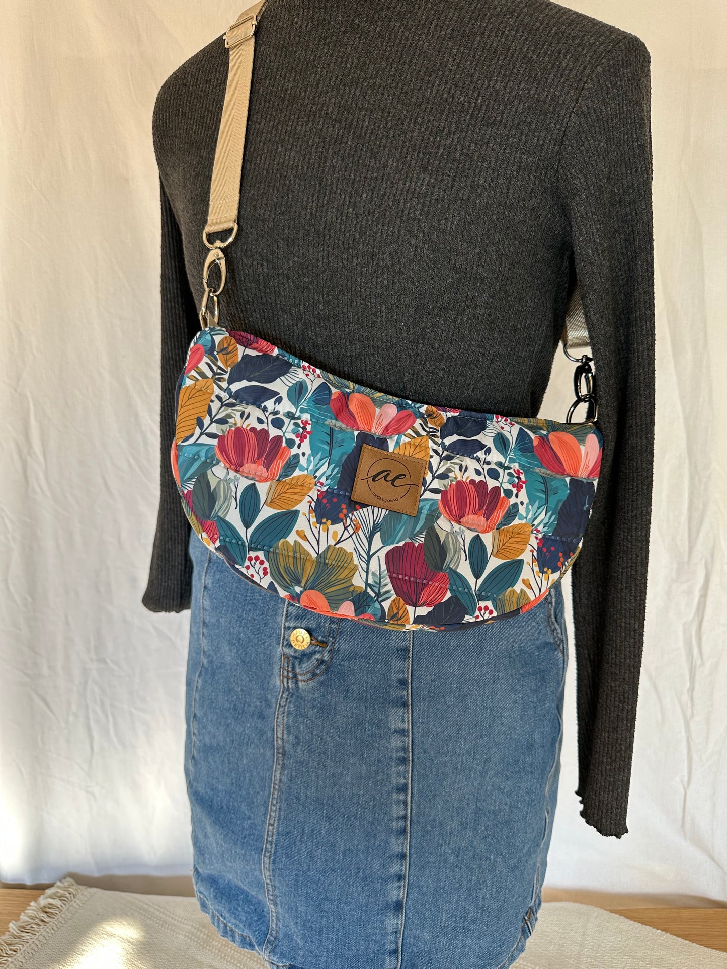 Midi Mondtasche Blumenmuster