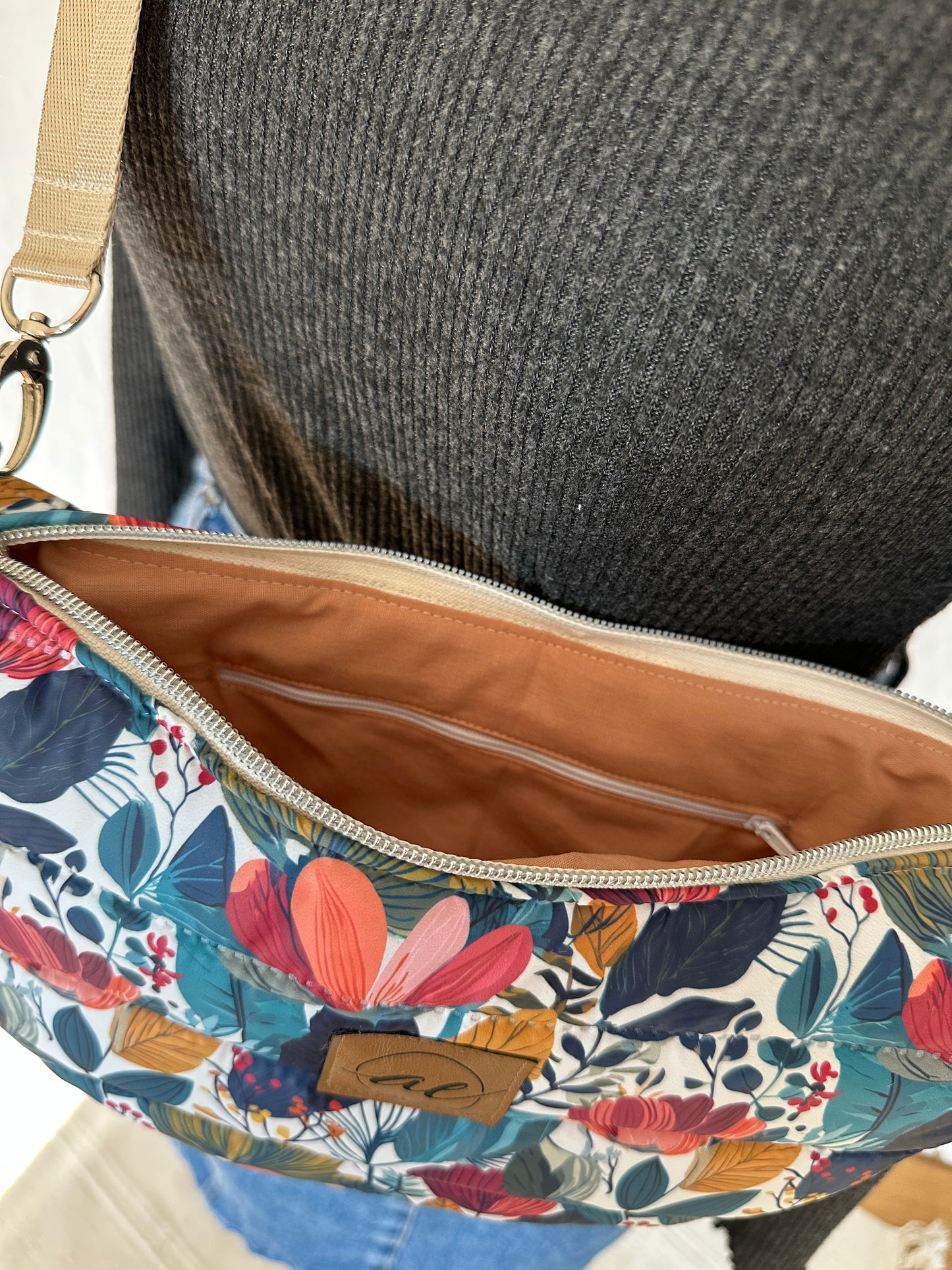 Midi Mondtasche Blumenmuster