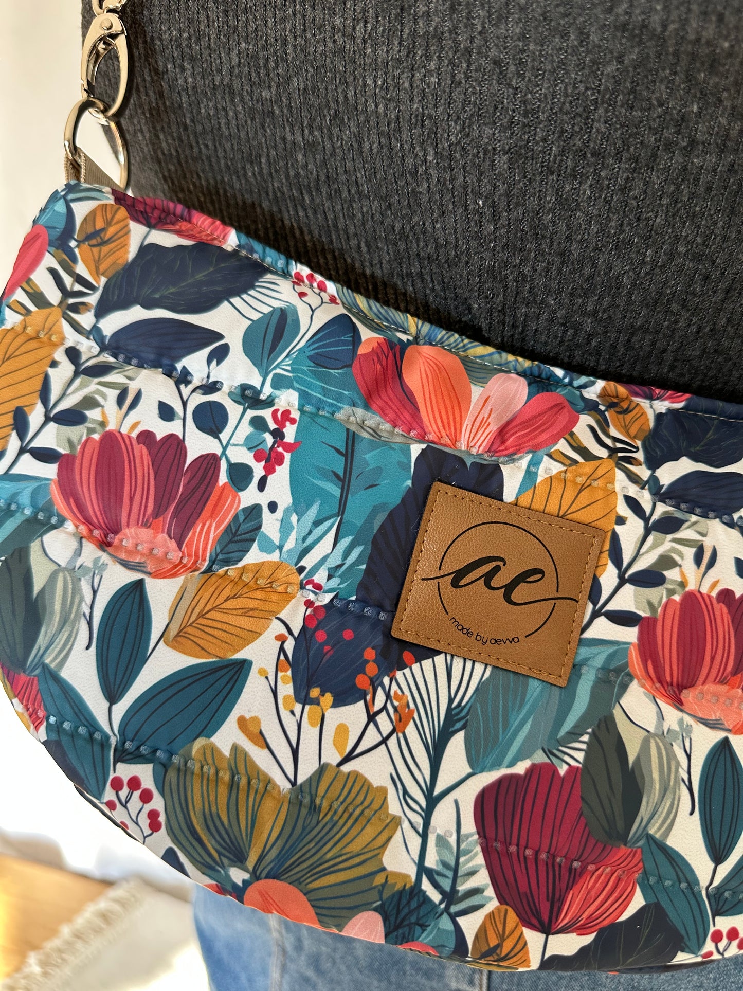 Midi Mondtasche Blumenmuster