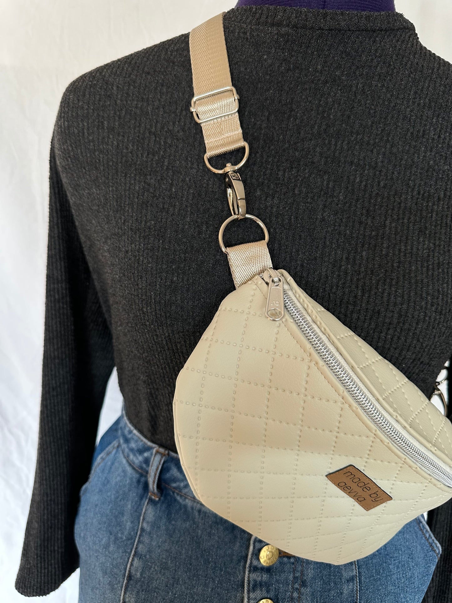 Midi Bauchtasche Beiges Kunstleder mit Rauten