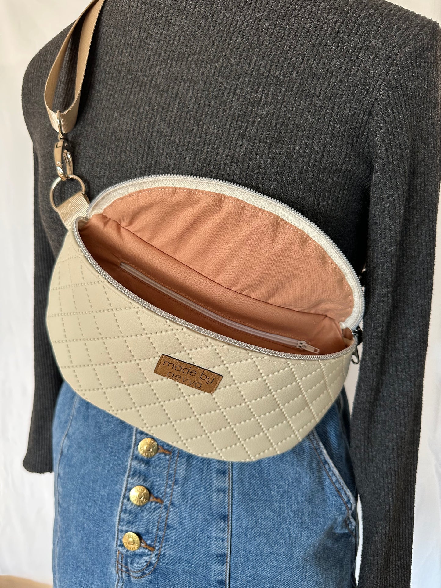 Midi Bauchtasche Beiges Kunstleder mit Rauten