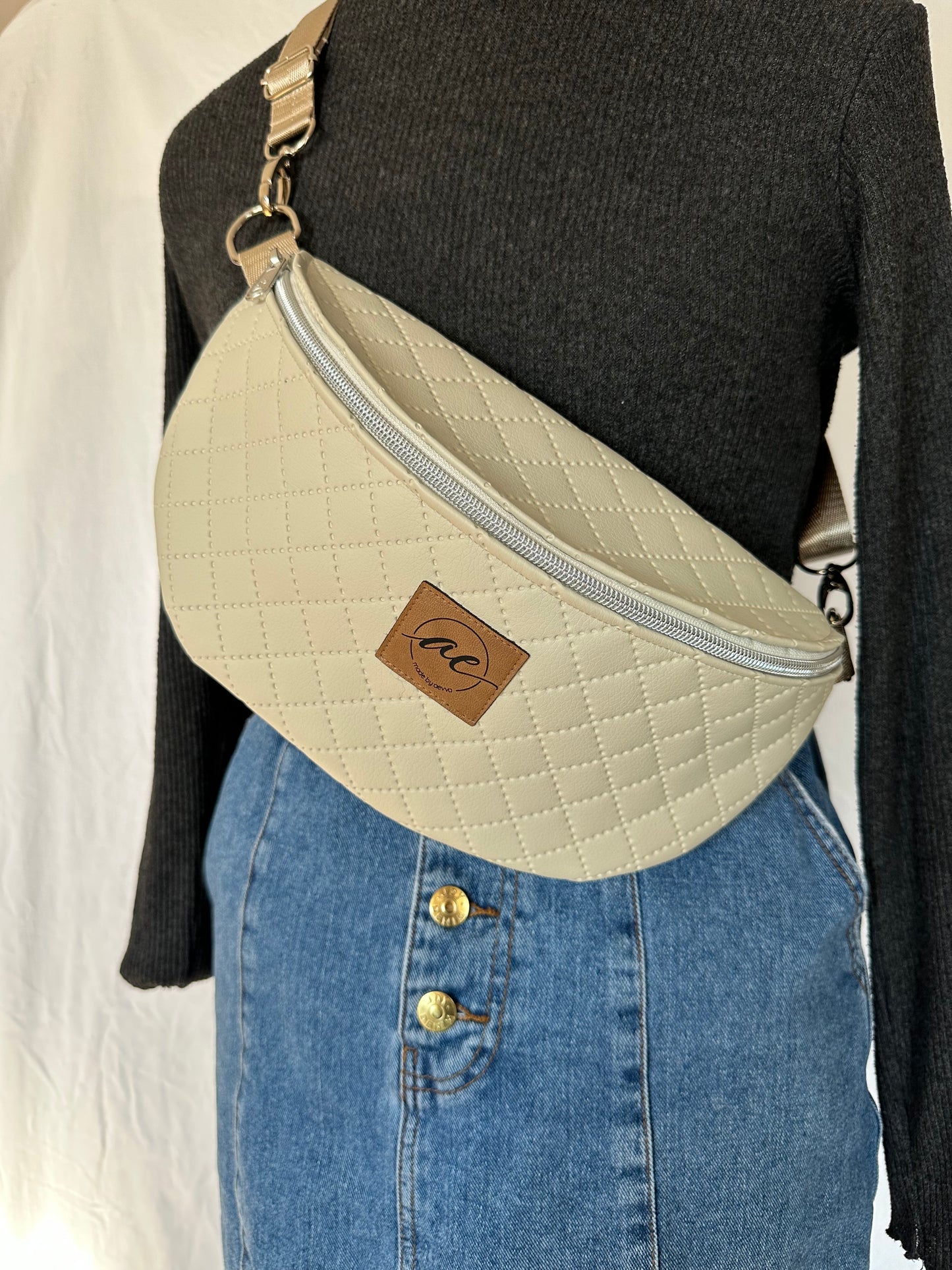 XL Bauchtasche Beiges Kunstleder mit Rauten