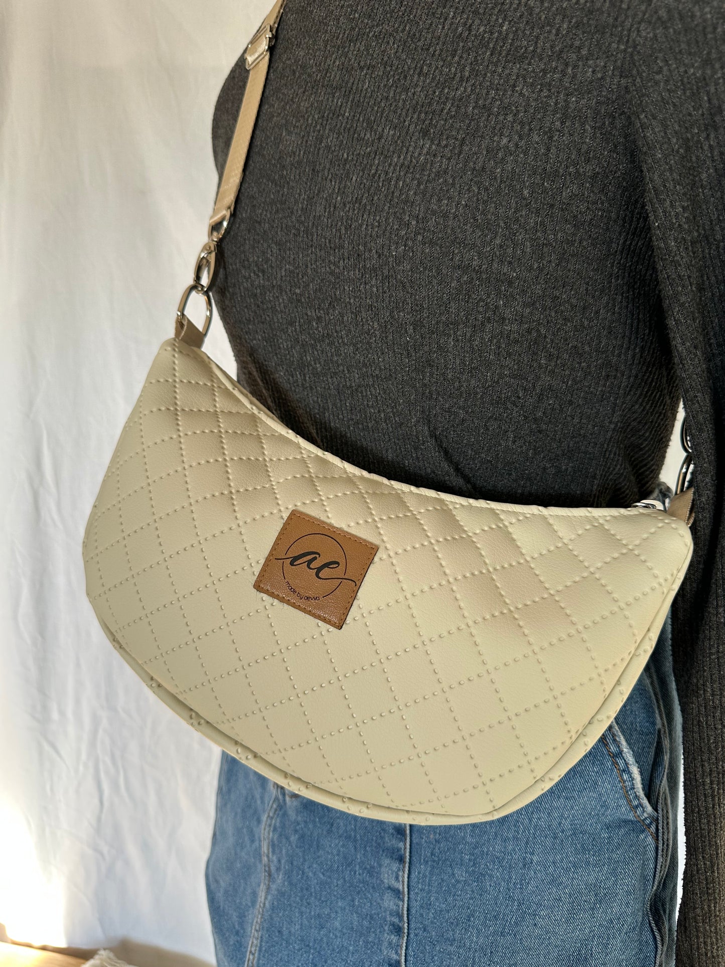 Midi Mondtasche Beiges Kunstleder mit Rauten