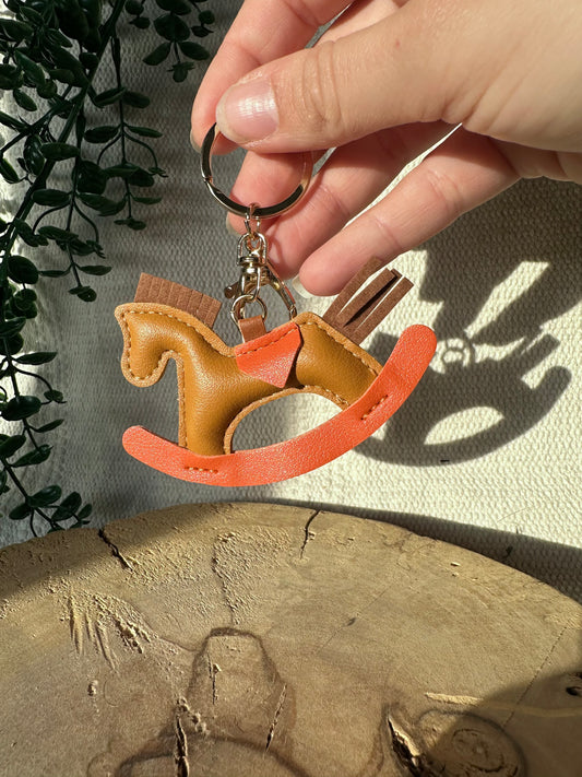 Braunes Schaukelpferd - Schlüsselanhänger