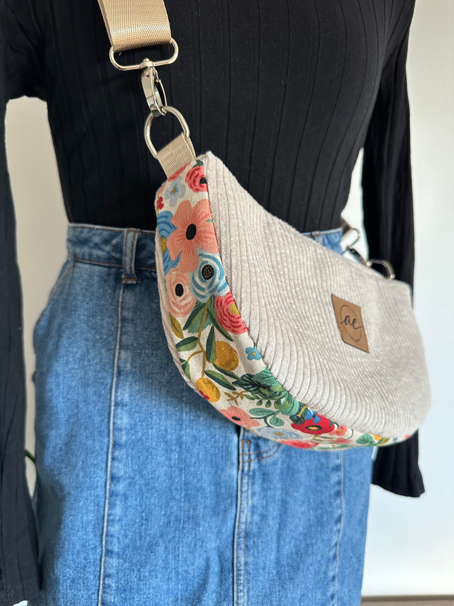 Midi Mondtasche "ein bisschen Frühling" aus Cord und Canvas