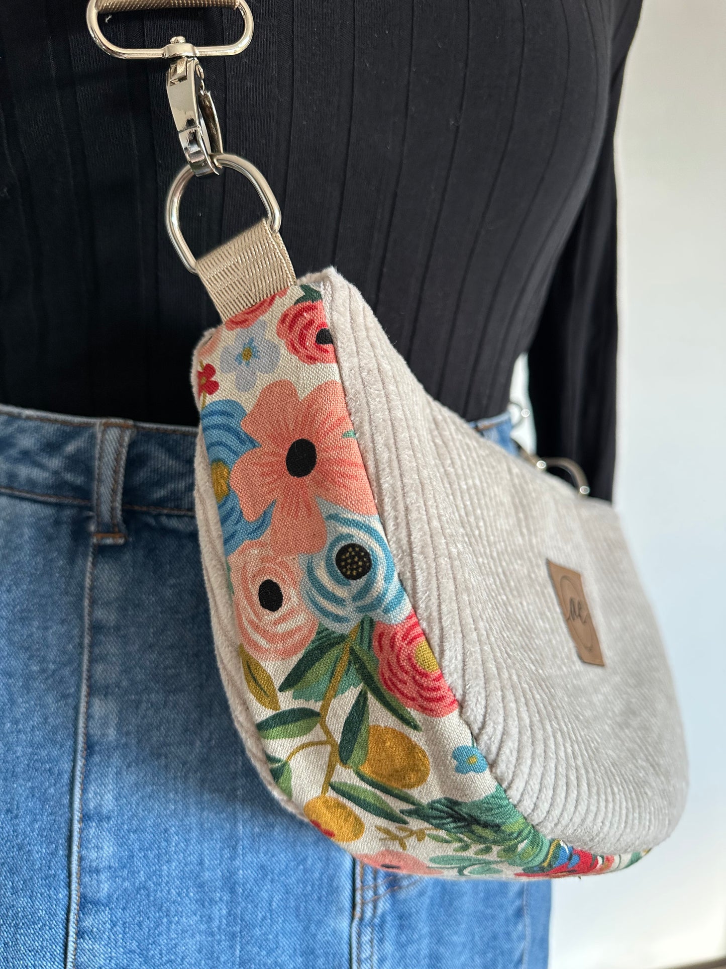 Midi Mondtasche "ein bisschen Frühling" aus Cord und Canvas