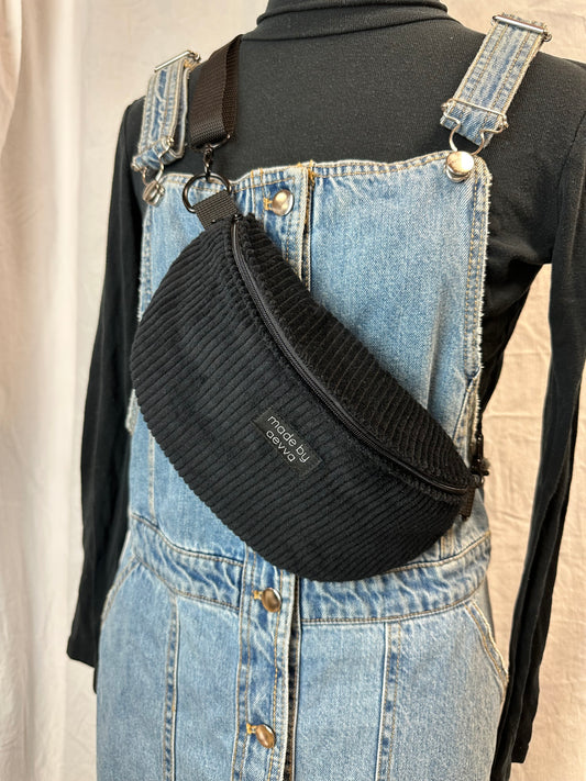 Individuelle Midi Bauchtasche aus schwarzem Cord