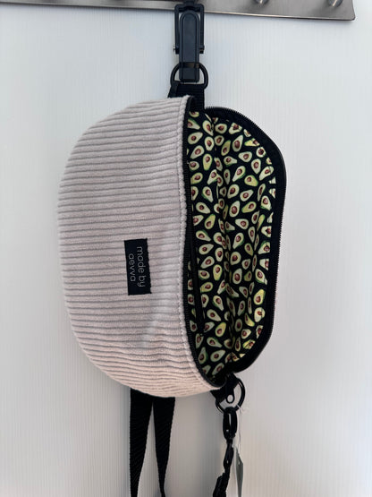 SOFORTKAUF Midi Bauchtasche aus Cord in Natur mit Avocado