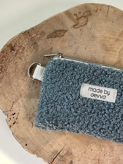 Kleiner Mini Geldbeutel aus Teddystoff in mint / madebyaevva