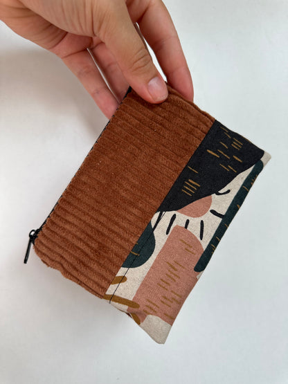 Handgefertigtes Täschchen aus Canvas und Cord als Organizer-Täschchen