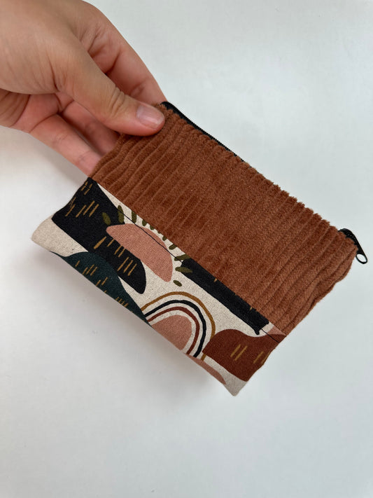 Handgefertigtes Täschchen aus Canvas und Cord als Organizer-Täschchen