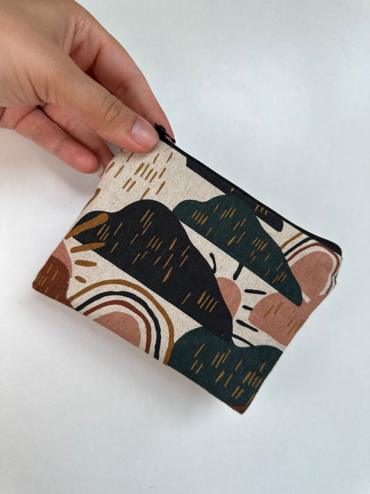 Handgefertigtes Täschchen aus Baumwolle und Cord als Reisetaschen Organizer