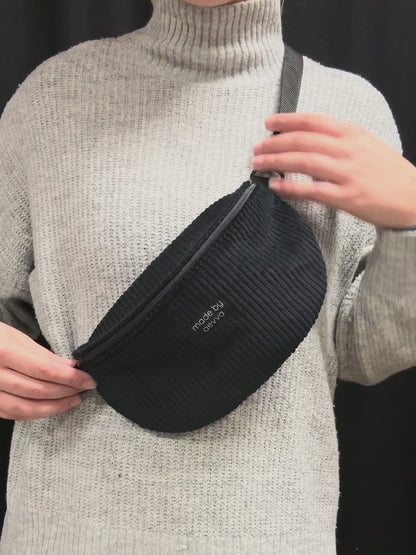 Individuelle Midi Bauchtasche aus schwarzem Cord